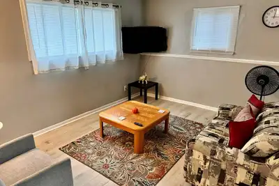 Image de Charming 2-bedroom apartment in lovely East Lansing with WiFi