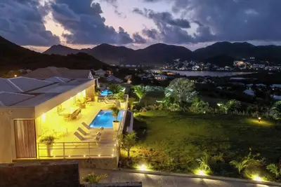 Image de New luxurious villa Fleurs De Lys