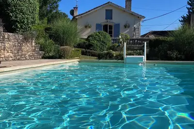 Image de Très central, à 2 minutes du cœur de Brantôme -piscine, internet fibre, parking