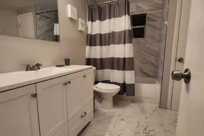 Image de Central 3 Bedroom Ac Home with Gameroom\n\n