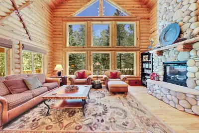 Image de Briarwood Glen Cabin