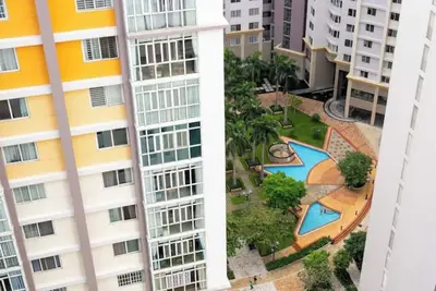 Image de Chill 1br Lexington with bathtub near Estella, D2\n