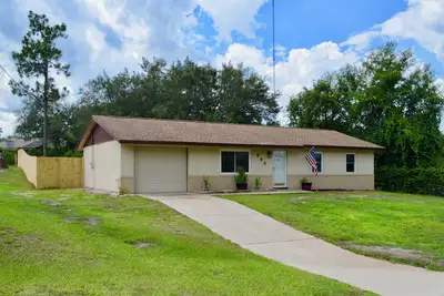 Image de Charming 3-bedroom house in Orange City with WiFi and Ac