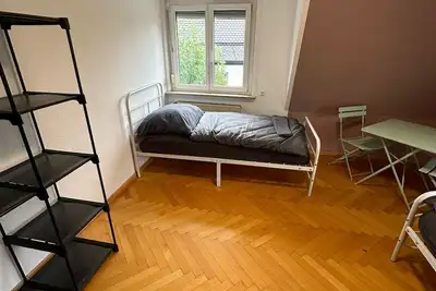 Image de Fitters' apartment for 5 people in Stuttgart, quiet location, central, parking spaces