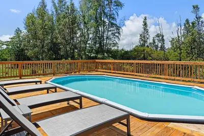 Image de Gorgeous Gated Retreat Near Ocean w Pool & Deck!