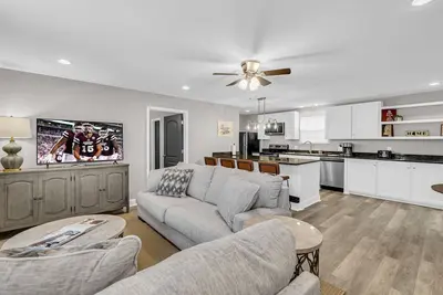 Image de Downtown | Modern | Cottage