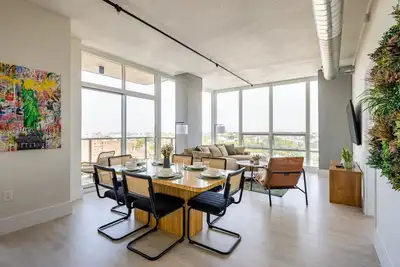 Image de Modern Loft 15 Min from Nyc with City View and Pool