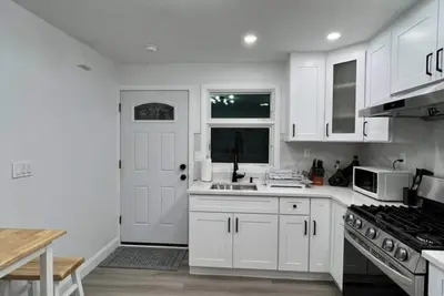 Image de Si House - Lovely 2 bedroom unit in Staten Island