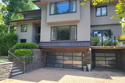Image de Pu Reunions: 4-Bedroom House sleeps up to 9; Walk to Campus, Downtown, Palmer Sq