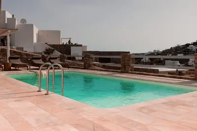 Image de Luxury Mykonos Villa | Villa Romilda | 4 Bedrooms | Spacious Furnished Sun Terrace | Private Outdoor Pool | Elia