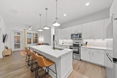 Image de Cozy, 2bd haven in heart of Tampa | Free Parking!