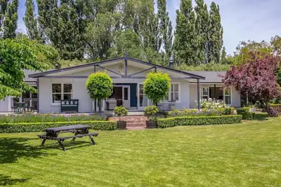 Image de Cattlestop, Martinborough