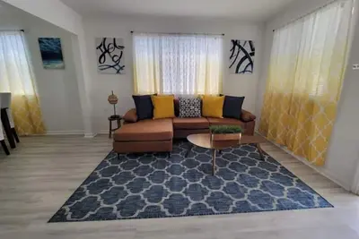 Sol Miami # 2 with free parking