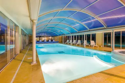 Image de Maisonnette pour 8 + accès piscine et sauna
