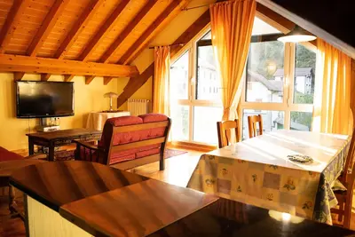 Image de Appartement \"Kabila Enea 2\" avec vue sur les montagnes, jardin privé et Wi-Fi