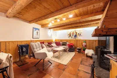 Image de Chalet 'Le Persan Courchevel 10 Pl' avec vue montagne et Wi-Fi