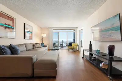 Image de Seabreeze Sky Residence 3bd/2ba Mdr+Venice+Sm