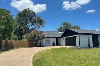 Image de Relaxing 3-bedroom house with King suite & WiFi in wonderful Bryan