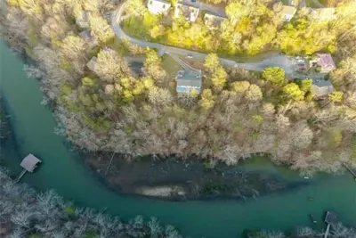 Image de Near Lake Lanier Olympic and Laurel Park