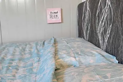 Image de Save money budget affordable cabin with comfort! - Cabin1