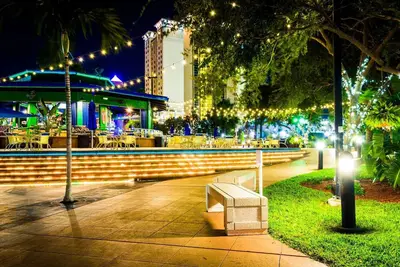Image de Groovy 3 Bd 2 Bth I Remote work haven I Walking distance to Breweries & Dwntwn Tampa