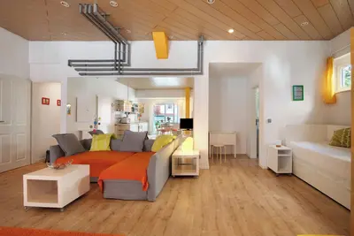 Image de Loft-Style Appartement de vacances à Nürtingen avec balcon et proximité du Neckar