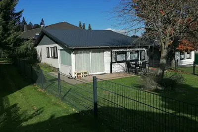 Image de Maison de vacances 'Ferienhaus Berganker Willingen' avec terrasse privée, jardin privé et Wi-Fi
