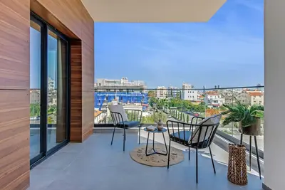 Image de Sanders Crystal 2 Limassol