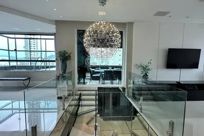Image de Apartament penthouse duplex with pool sea view
