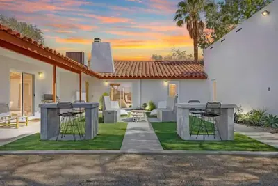 Image de Salt Spa, Soaking Pool, Game Room, Gym & Views · Pine Desert Ranch