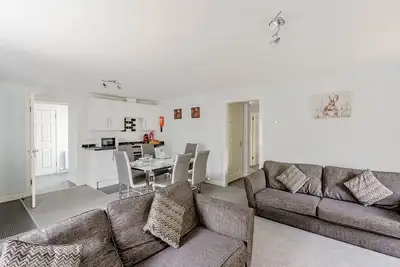 Auchenlarie Courtyard No 3 -  a cottage that sleeps 6 guests  in 4 bedrooms