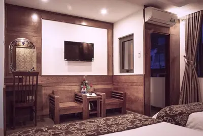 Room 1: Daisy - Greenland Sa Pa Hotel by Dlmh\n\n