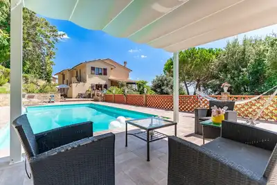 Swimming Pool, 5 Minutes to Volterra Center, 4 Sleeps