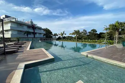 Image de Lindo Apto em Condo Clube em Frente ao mar do Campeche