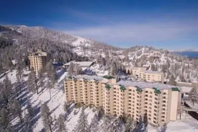 Image de The Ridge Resort & Spa, Fireplace, Hot Tub, Pool