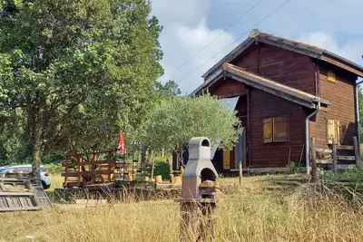Image de Chalet tout confort en Ardeche: un havre de paix dans une nature somptueuse.