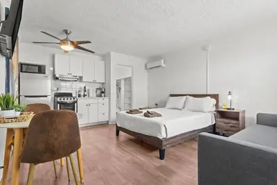 Image de Bayside Bliss Escape – Book Early, Save 20%