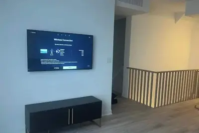 Image de Brand New Modern Luxury 2 Bedroom 2. 5bath Townhouse