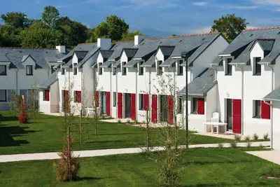 Image de Maisonnette familiale avec piscine chauffée