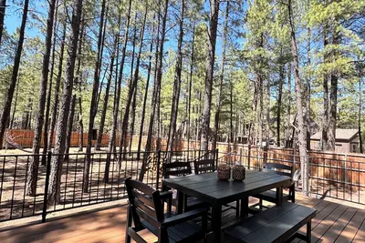 Image de Ponderosa Place in Pinetop - Family & Dog Friendly, Tranquil Backyard