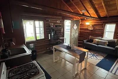 Image de Rustic Lodge - Cabin #2