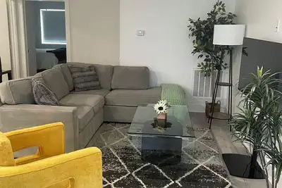 Image de Sophisticated, comfortable and convenient 1-bdrm apt in Downtown Dallas.