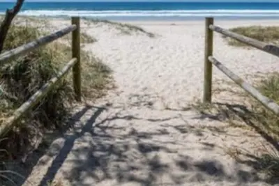 Image de Modern 1 Bedroom Pet Friendly Air-conditioned Unit in Casuarina Nsw