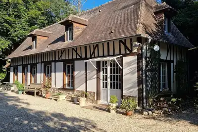 Image de Maison individuelle au bord de la rivière