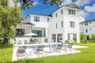 Image de Parking, Pool & Pet Friendly - Larkshine House