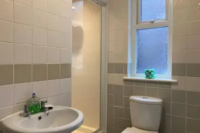 Image de Spacious 3 bed home w\/ free parking outside lovely terrace near Anfield stadium