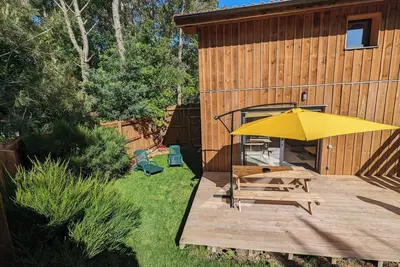 Agréable chalet en pin des Landes à 5 mn des plages