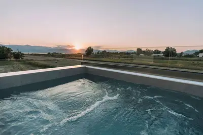 Image de Suite with Private Jacuzzi 315