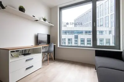 Image de Modern Central Studio • 1Gbps WiFi • Smart Tv • 𝗔/𝗖