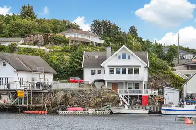 Appartement en bord de mer à Steinsland